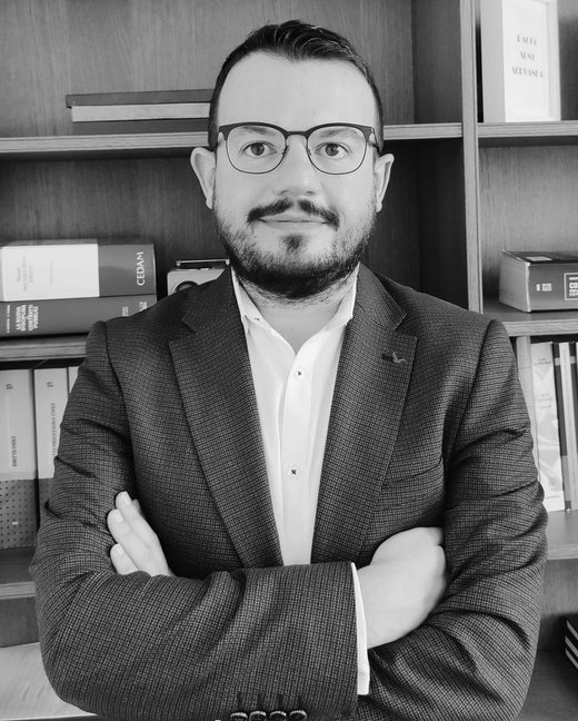 Avv. Elton Xhanari